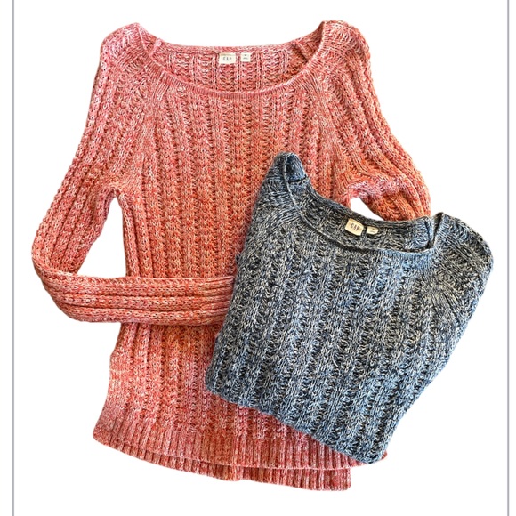 Gap chuncky sweaters pink and Blue sweater bundle lot of two size XS - Picture 1 of 8